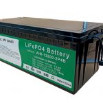 সমস্ত একটি 2.56KWh 2000 চক্রের 12v ব্যাটারি lifepo4 200ah লিথিয়াম প্যাক বৈদ্যুতিক গাড়ির জন্য