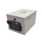 পরিবারের এনার্জি স্টোরেজ সিস্টেমের জন্য একটি দীর্ঘ জীবন LiFePO4 ব্যাটারি